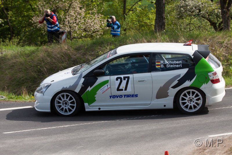 Rallye Fraenkisches_Weinland_06.05.2017_WP4_053.jpg